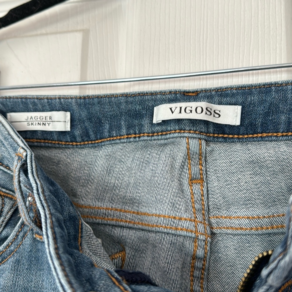 Vigoss Light Blue Cropped Jeans